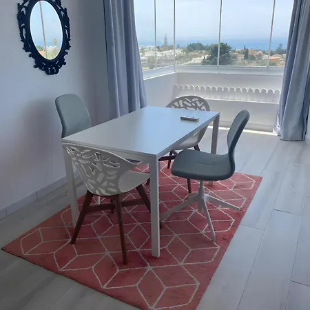 Luminoso Apartment